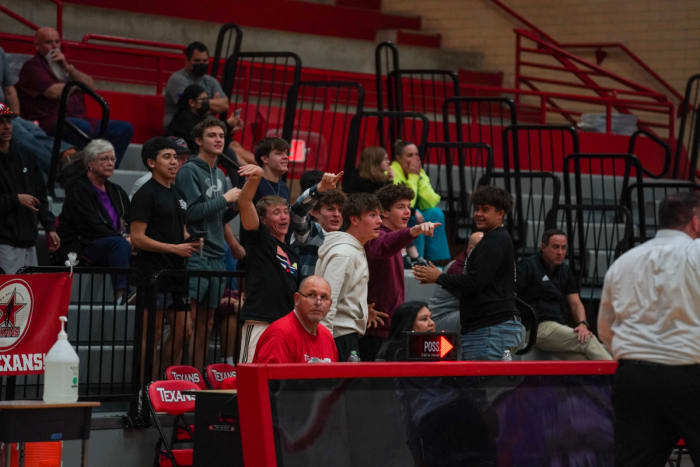 mathis-london-girls-basketball-playoffs00109